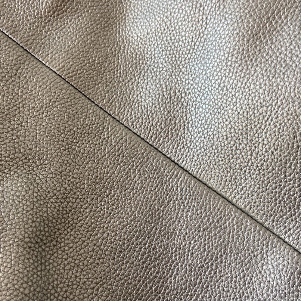 EUC Coach Pebbled Leather Shoulder Bag - Picture 16 of 16